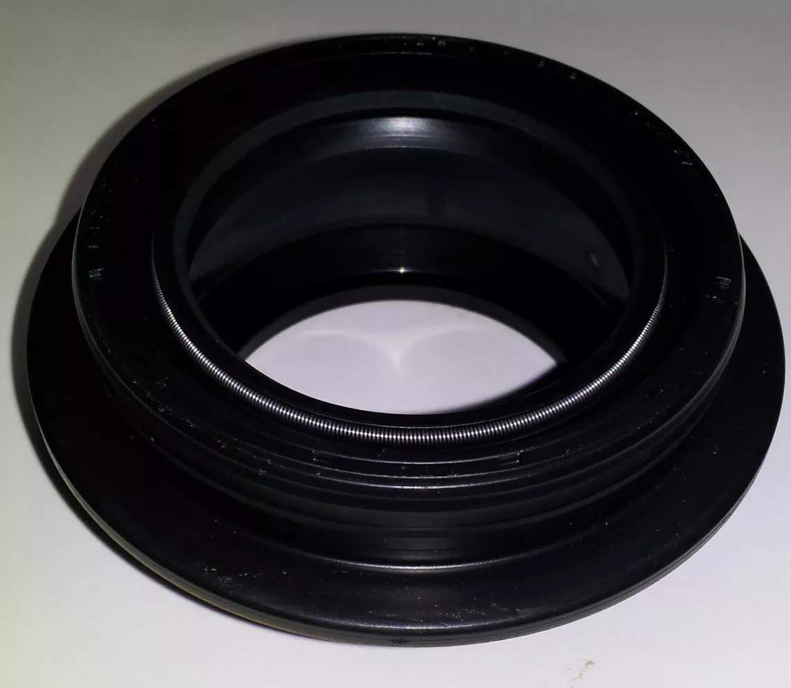 Genuine GM 12547638 Transfer Case Output Shaft Seal, Rear - Image 2